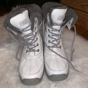 ❄️ UGG Snow Boots ❄️